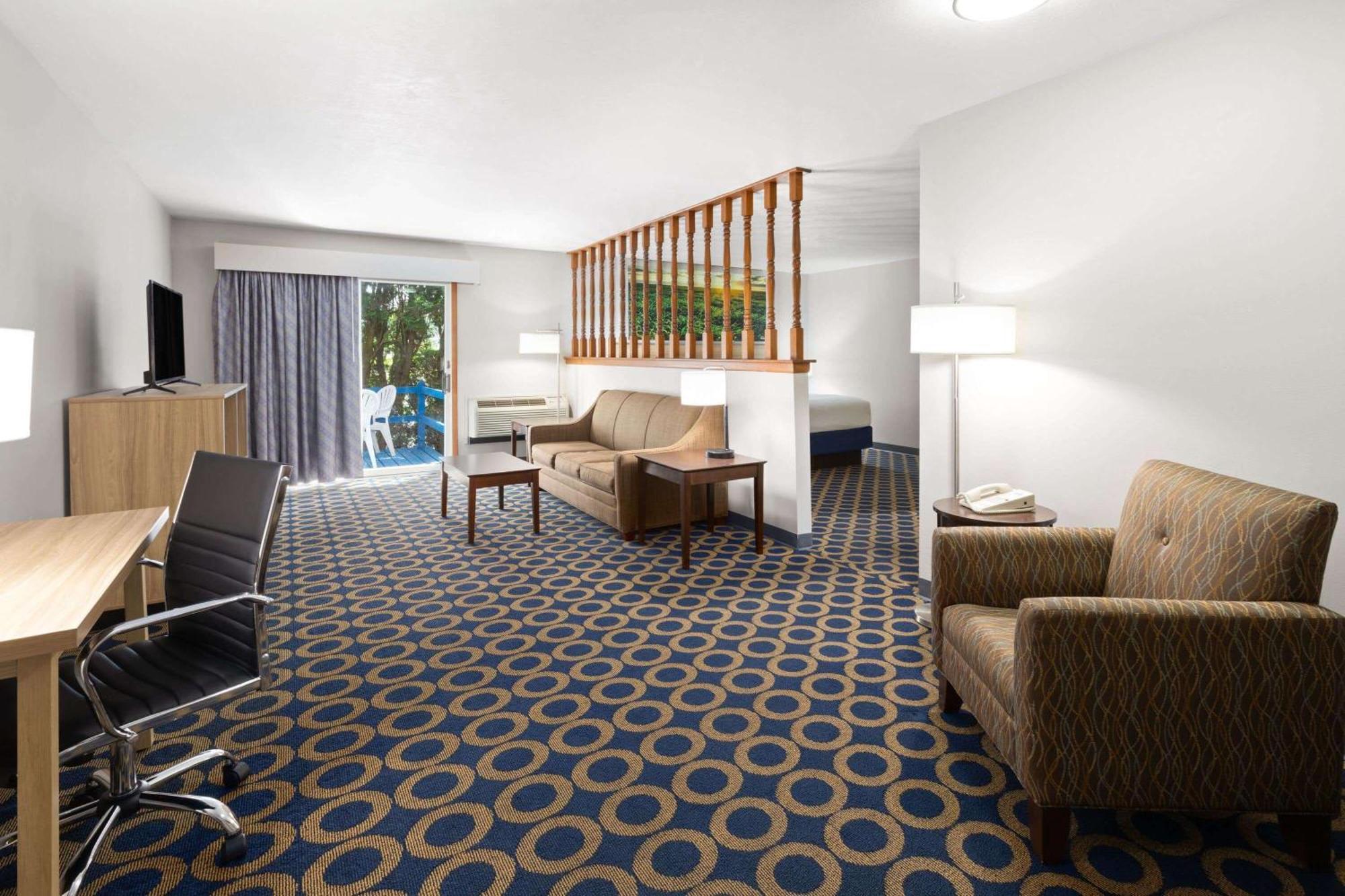 Days Inn By Wyndham Wauseon Exteriör bild