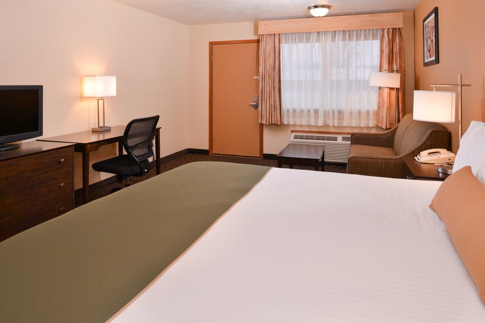 Days Inn By Wyndham Wauseon Exteriör bild